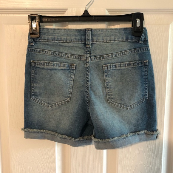 Lot of girls Jean shorts size 10 - Picture 8 of 11